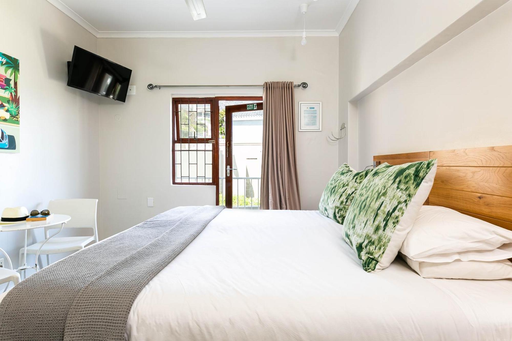 Camps Bay Village - Studios And Apartments Kapsztad Zewnętrze zdjęcie